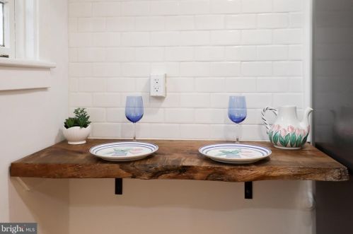 726 New Holland Ave, Lancaster PA  17602-2137 exterior