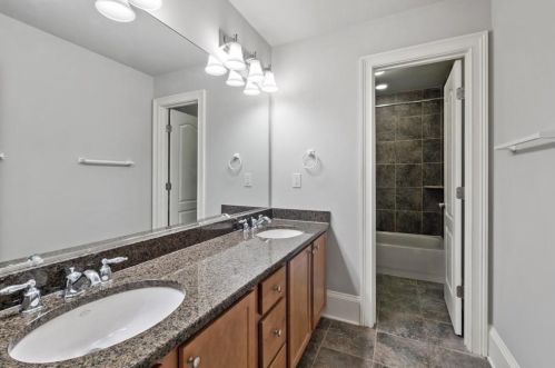 2677 Derby Walk, Atlanta GA 30319-3657 exterior