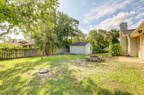 5300 Palm Dr, Fort Pierce, FL 34982-3892