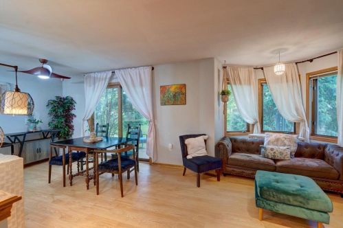 31 Ponwood Cir, Madison WI  53717-1179 exterior