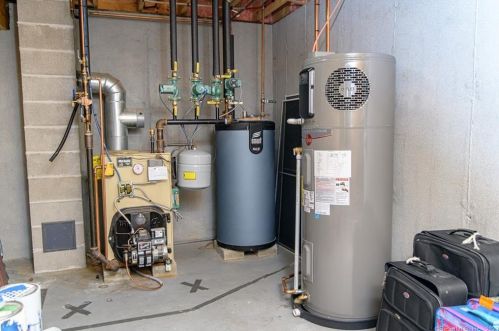 304 Ledge Rd, Killingly CT 06241-1910 exterior