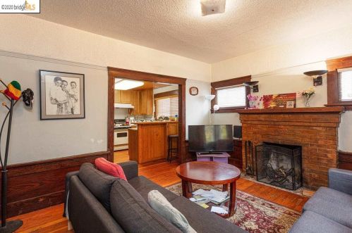 1531 Fairview St, Berkeley CA 94703-2413 exterior