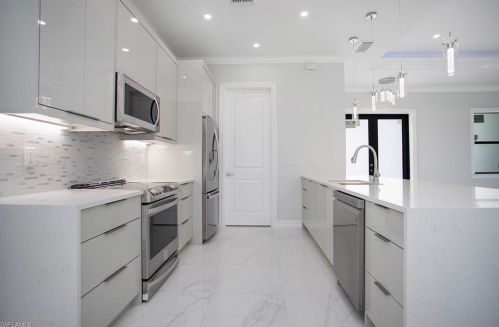 3810 58 Ave, Naples FL 34120-4021 exterior