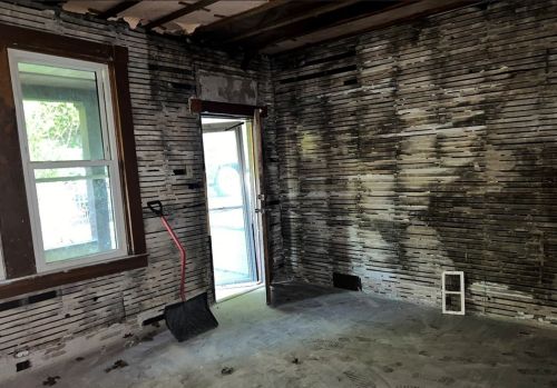 2596 Magnet St, Pittsburgh, PA 15214-3225