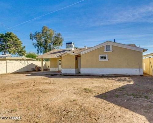 3140 Alvarado Rd, Phoenix AZ 85009-2435 exterior