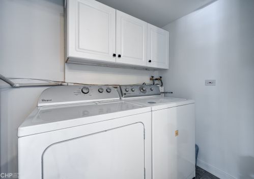 2235 Clifton Ave, Chicago IL  60614-3508 exterior