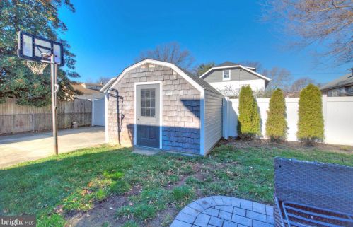 35 Collingswood Ave, Camden NJ 08107-1243 exterior