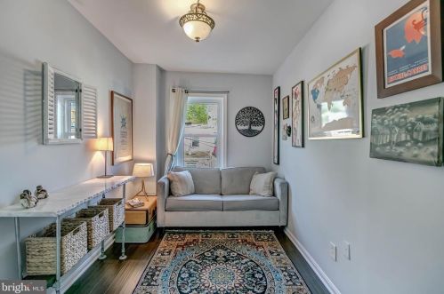 2263 12 Pl, Washington DC 20002-6355 exterior