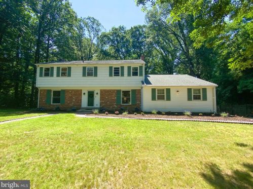 8 Cypress Ln, Berwyn, PA 19312-1005