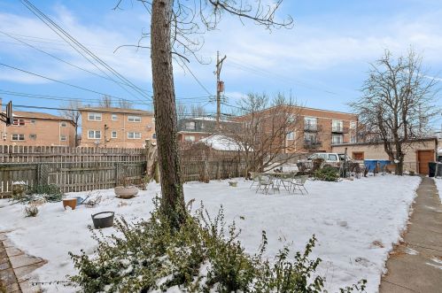 4859 Central Ave, Chicago IL 60634-4426 exterior