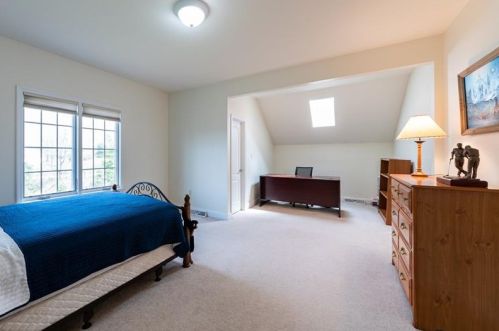 48 Mallard Dr, Pittsburgh PA 15238-1131 exterior