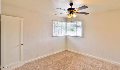 2418 Amelia Ave, Phoenix AZ 85035 exterior