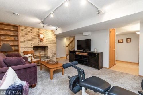 1907 Hampshire Ave, Saint Paul MN 55116-2401 exterior