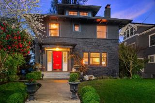 812 Shelby St, Seattle, WA 98102-3817