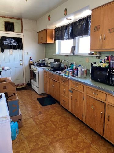 7942 Paulina St, Chicago IL 60620-4523 exterior