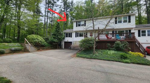 42 Hoit Rd, Concord NH  03301-1803 exterior