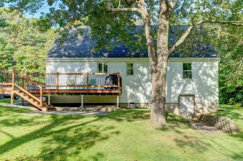 692 Torringford St, Torrington CT 06790-4162 exterior