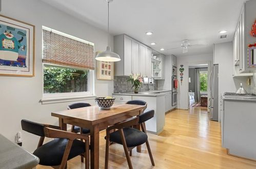 6244 Chesley Ln, Dallas TX  75214-2117 exterior