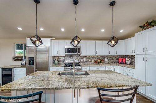 4220 Timrod St, Tucson AZ  85711-4151 exterior