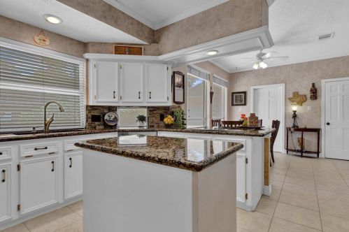 5502 Sycamore Crk, Humble TX 77345-1449 exterior