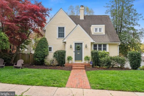 2966 Northampton St, Washington, DC 20015-1226