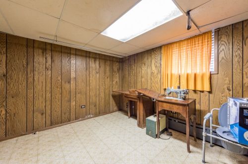 901 Lenox Ave, Waukegan IL 60085-7439 exterior