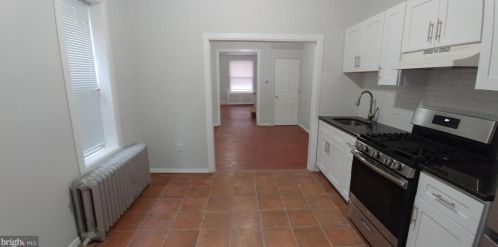 5525 Chancellor St, Philadelphia PA 19139-3924 exterior