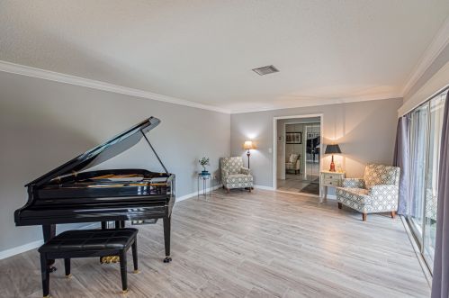 1891 Erwin Rd, Fort Pierce FL  34952-5517 exterior