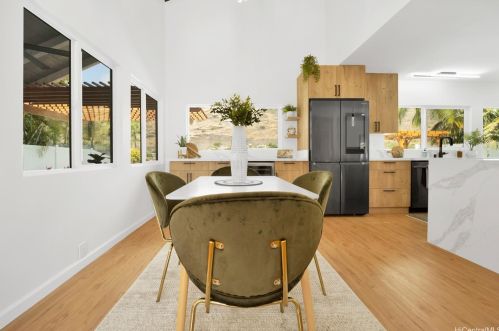 6847 Niumalu Loop, Honolulu HI 96825-1642 exterior