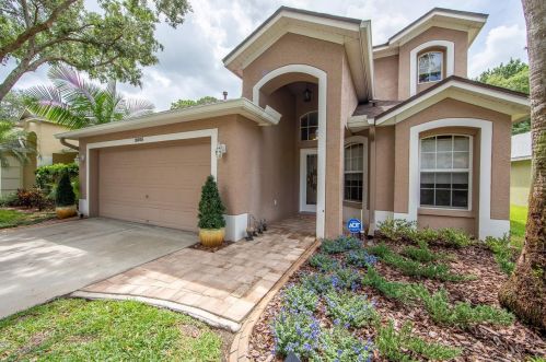 10006 Bridgeton Dr, Tampa FL  33626-1840 exterior