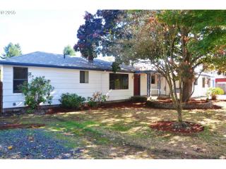 1855 Labona Dr, Eugene, OR 97404-4701