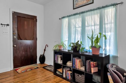 1614 Davis Ave, Pittsburgh PA 15212-1808 exterior