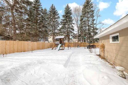 6415 Dawn Way, South Saint Paul MN 55076-1722 exterior