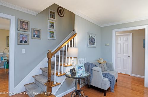 2215 Middle Ave, Point Pleasant Beach NJ 08742-5138 exterior