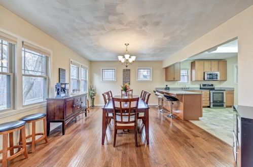 301 Bon Air Ave, Pittsburgh PA 15210-3208 exterior