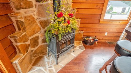 572 Spring Cave Rd, Spring Bluff MO exterior