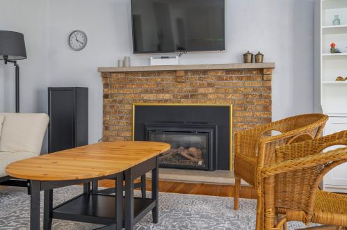 2318 Frederick Ave, Kalamazoo MI  49008-1625 exterior