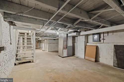 25 Caroline St, Lancaster PA  17603-5103 exterior