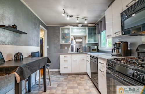 54 5 Ave, Avenel NJ exterior