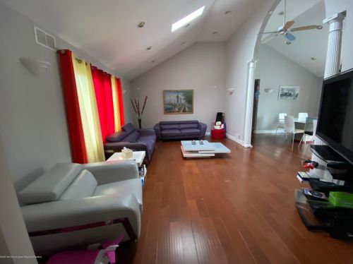 41 Cooper Ave, West Long Branch NJ  07764-1213 exterior