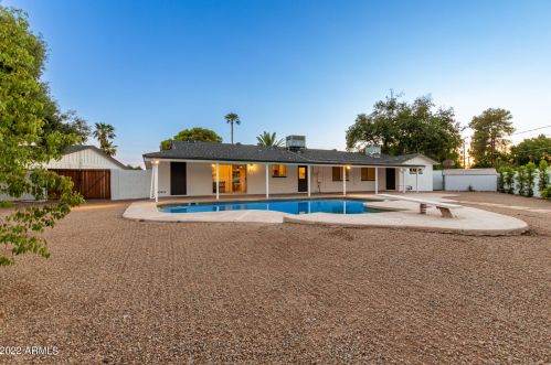 10837 38 Pl, Phoenix AZ 85044-8202 exterior