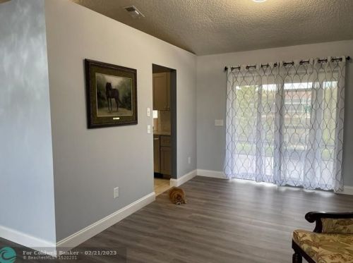 117 Sagamore Ter, Fort Pierce FL 34983-1262 exterior