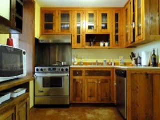 233 Main Ave, Tucson AZ  85701-7200 exterior