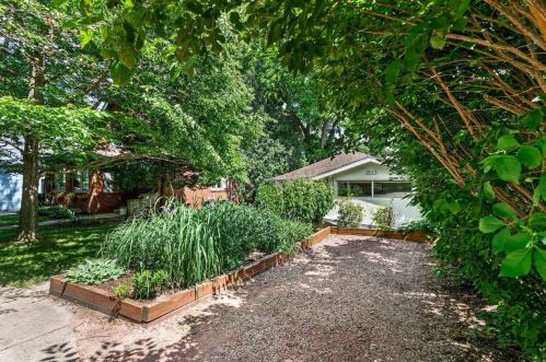 3613 Gregory St, Madison WI  53711-1729 exterior