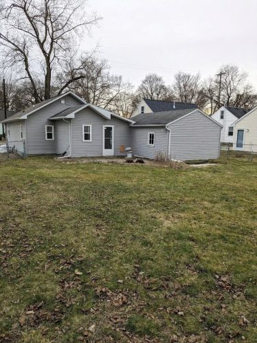 320 Buchanan Ave, Kalamazoo MI  49001-5320 exterior