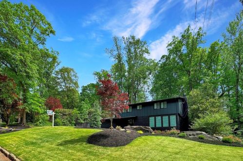 3555 Eaglerock Dr, Atlanta, GA 30340-4103