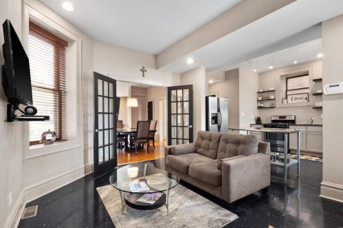 3883 Mcdonald Ave, Saint Louis MO 63116-4716 exterior