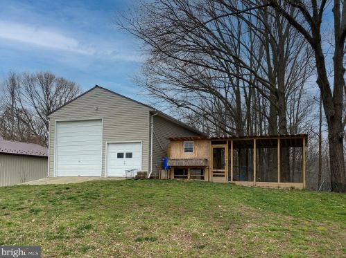 3010 New Enterprise Ct, Huntingtown MD 20639-9136 exterior