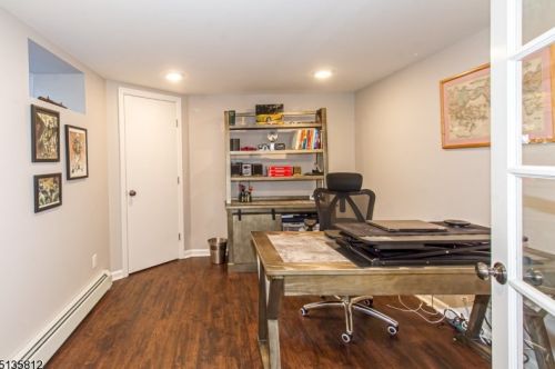 3 Marion Ln, Scotch Plains NJ 07076-2924 exterior