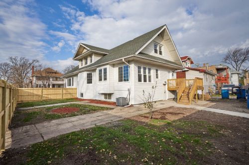 519 6 Ave, Broadview IL 60153-1148 exterior